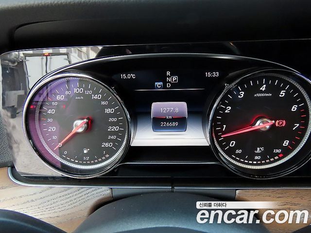 Mercedes-Benz E-Class E300 Exclusive