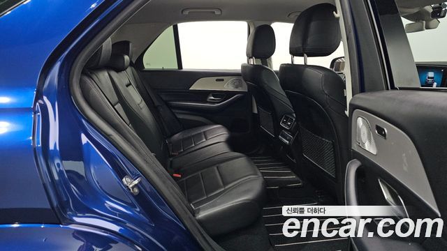 Mercedes-Benz GLE-Class GLE300d 4MATIC