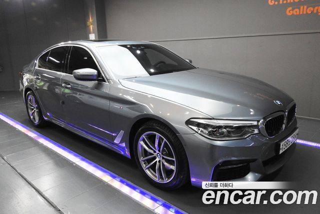 BMW 5-Series 530i M Sport Package Plus