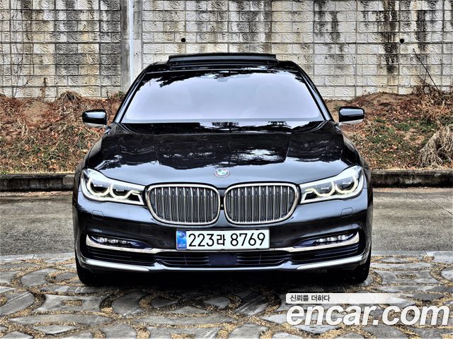BMW 7-Series 750Li xDrive Premium