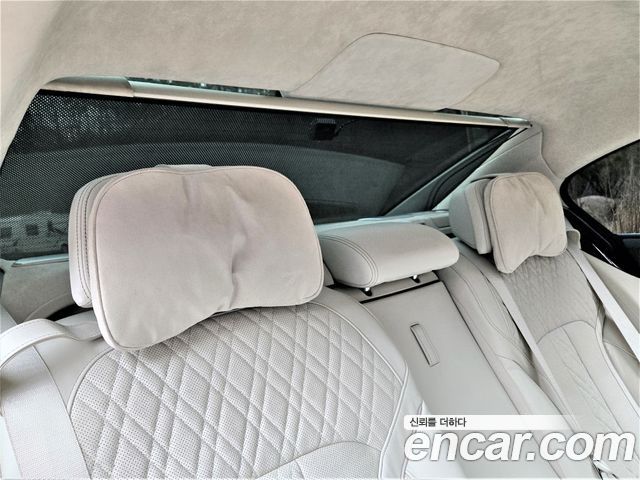 BMW 7-Series 750Li xDrive Premium