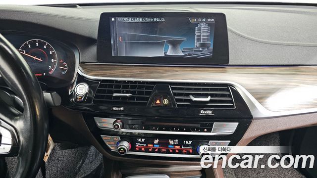 BMW Gran Turismo 640i xDrive Luxury