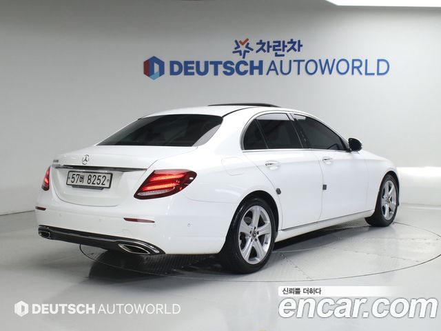 Mercedes-Benz E-Class E200 Avantgarde