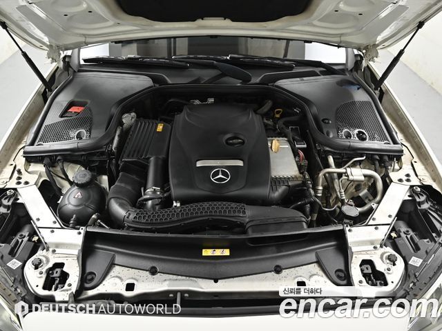 Mercedes-Benz E-Class E200 Avantgarde