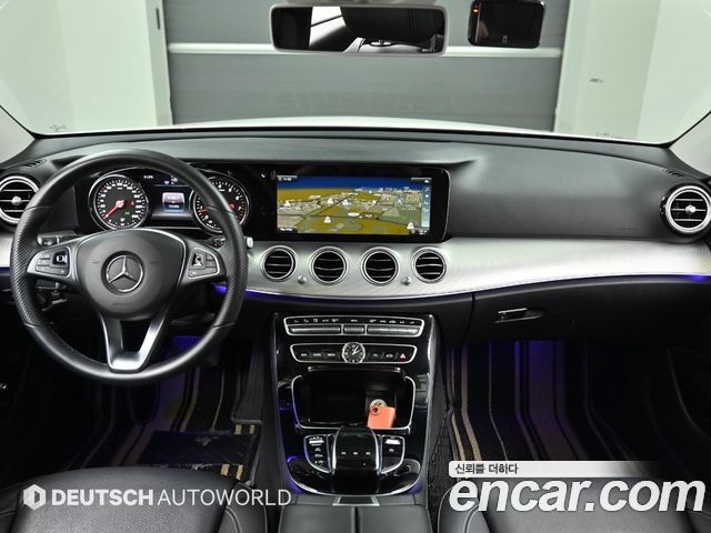 Mercedes-Benz E-Class E200 Avantgarde