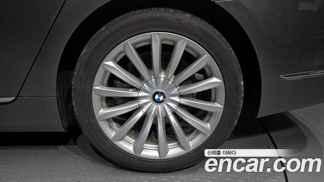 BMW 7-Series 730d xDrive