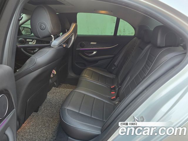 Mercedes-Benz E-Class E220d Avantgarde