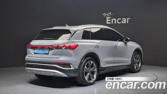 Audi Q4 e-tron 40 Premium