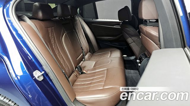 BMW 5-Series 520d xDrive M Sport Package Plus