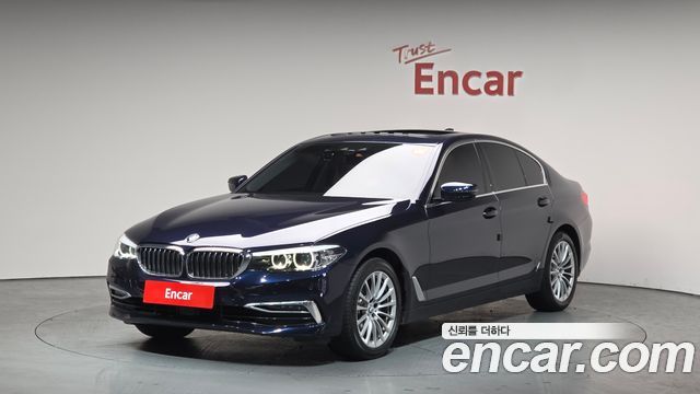 BMW 5-Series 520i Luxury