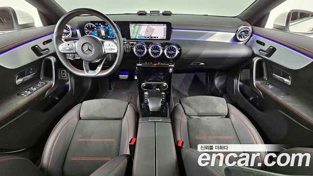 Mercedes-Benz CLA-Class CLA250 4MATIC