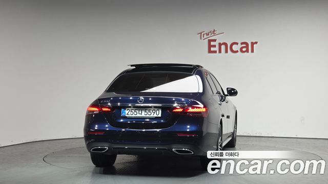 Mercedes-Benz E-Class E350 4MATIC AMG Line