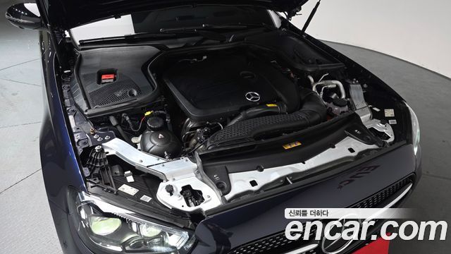 Mercedes-Benz E-Class E350 4MATIC AMG Line