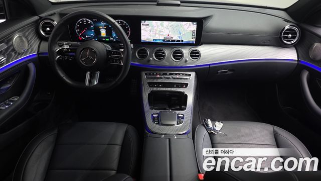 Mercedes-Benz E-Class E350 4MATIC AMG Line