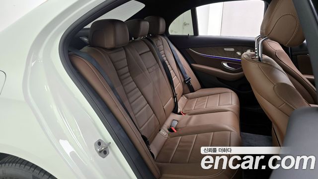 Mercedes-Benz E-Class E220d 4MATIC Exclusive