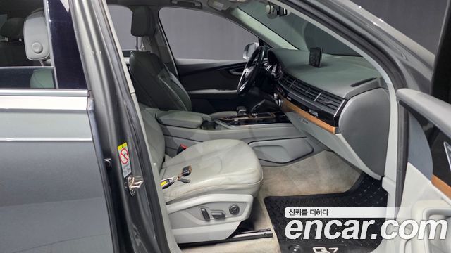 Audi Q7 35 TDI Quattro Premium Tech
