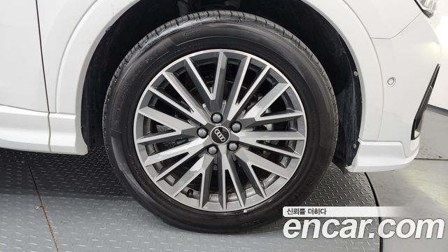 Audi Q3 35 TDI Premium