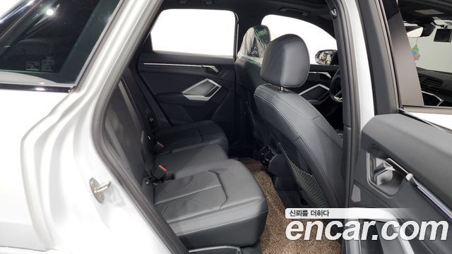 Audi Q3 35 TDI Premium