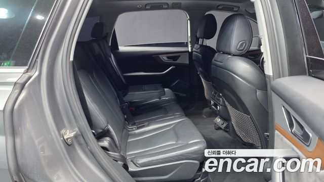 Audi Q7 45 TDI Quattro Sport