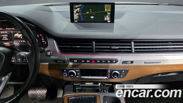 Audi Q7 45 TDI Quattro Sport