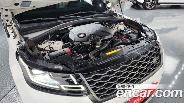 Land Rover Range Rover Velar 3.0 D300 R-Dynamic HSE
