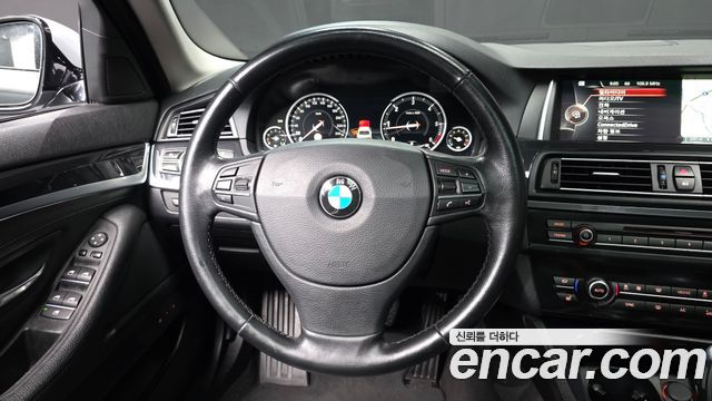 BMW 5-Series 520d xDrive M Aero Dynamic
