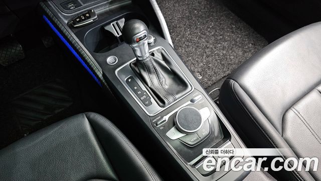 Audi Q2 35 TDI Premium