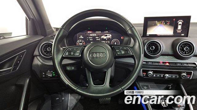 Audi Q2 35 TDI Premium