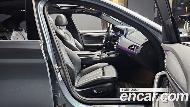 BMW 5-Series 520d xDrive M Sport Package