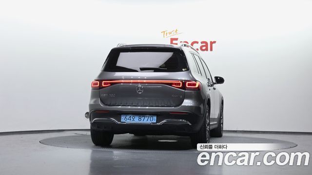 Mercedes-Benz EQB EQB300 4MATIC AMG Line