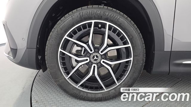 Mercedes-Benz EQB EQB300 4MATIC AMG Line