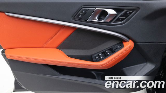 BMW 2-Series M235i xDrive