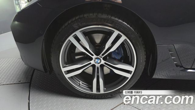 BMW Gran Turismo 640i xDrive M Sport