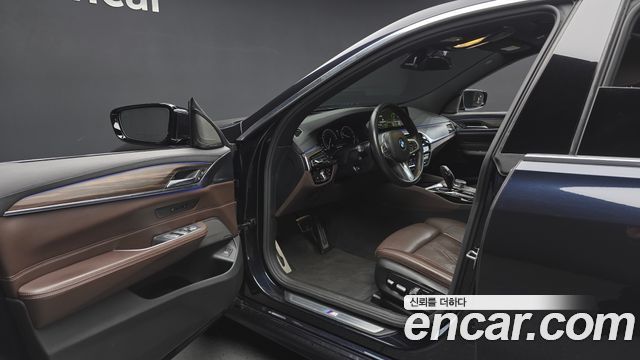 BMW Gran Turismo 640i xDrive M Sport