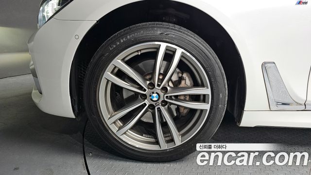 BMW 7-Series 730d xDrive M Sport