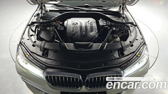 BMW 7-Series 730d xDrive M Sport