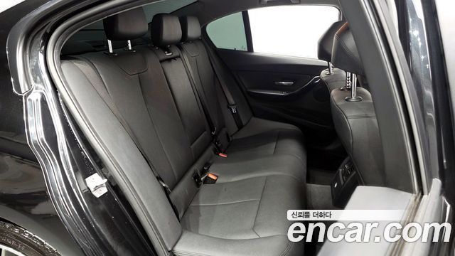 BMW 3-Series 320d