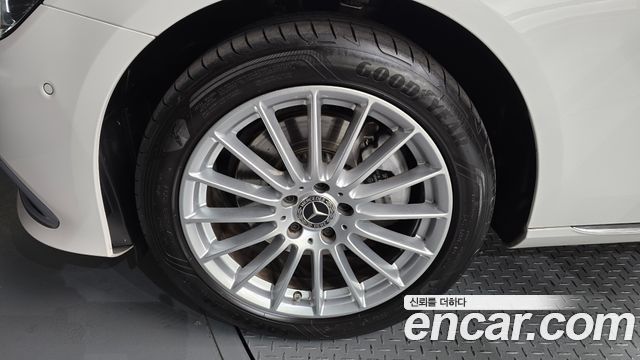Mercedes-Benz E-Class E250 Exclusive