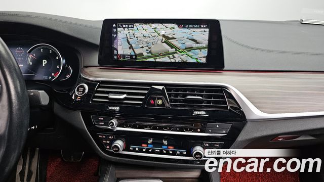 BMW 5-Series 520d M Sport Package Plus