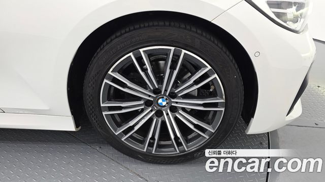 BMW 3-Series 320i M Sport