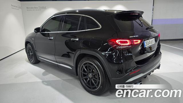 Mercedes-Benz GLA-Class GLA45 AMG 4MATIC+