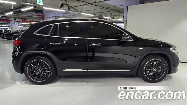 Mercedes-Benz GLA-Class GLA45 AMG 4MATIC+