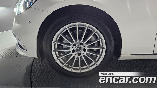 Mercedes-Benz E-Class E250 Exclusive