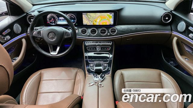 Mercedes-Benz E-Class E300 Avantgarde