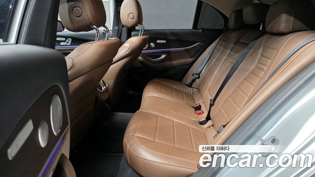 Mercedes-Benz E-Class E300 Avantgarde