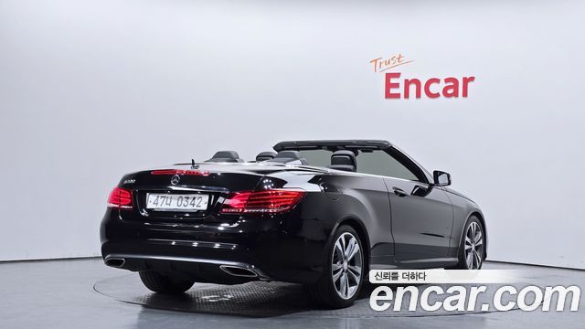 Mercedes-Benz E-Class E200 Cabriolet
