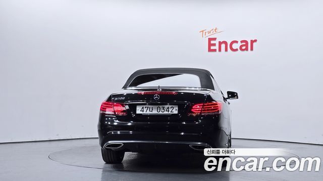 Mercedes-Benz E-Class E200 Cabriolet