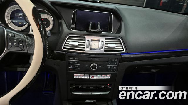 Mercedes-Benz E-Class E200 Cabriolet