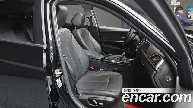 BMW 3-Series 320d