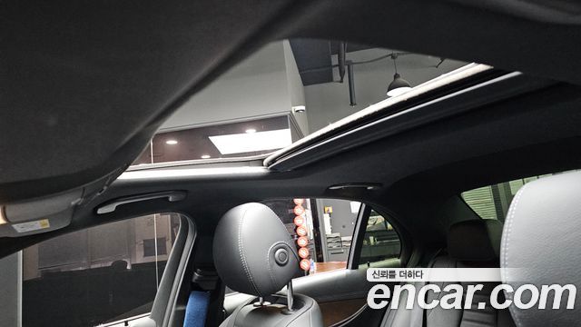 Mercedes-Benz E-Class E300e 4MATIC Exclusive